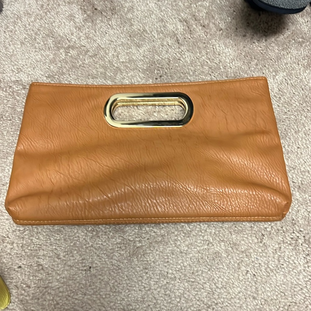 Brown purse or clutch